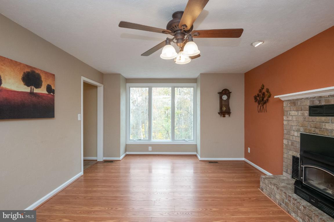 321 John Owings Road Westminster, MD 21158 - Photo 27 of 72 Family Room