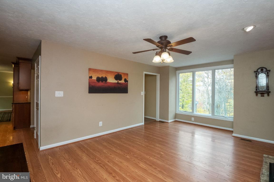 321 John Owings Road Westminster, MD 21158 - Photo 28 of 72 Family Room