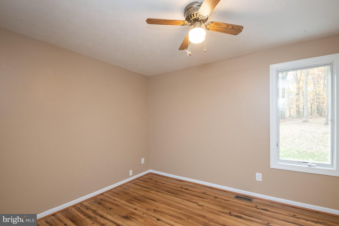 321 John Owings Road Westminster, MD 21158 - Photo 35 of 72 2nd Bedroom