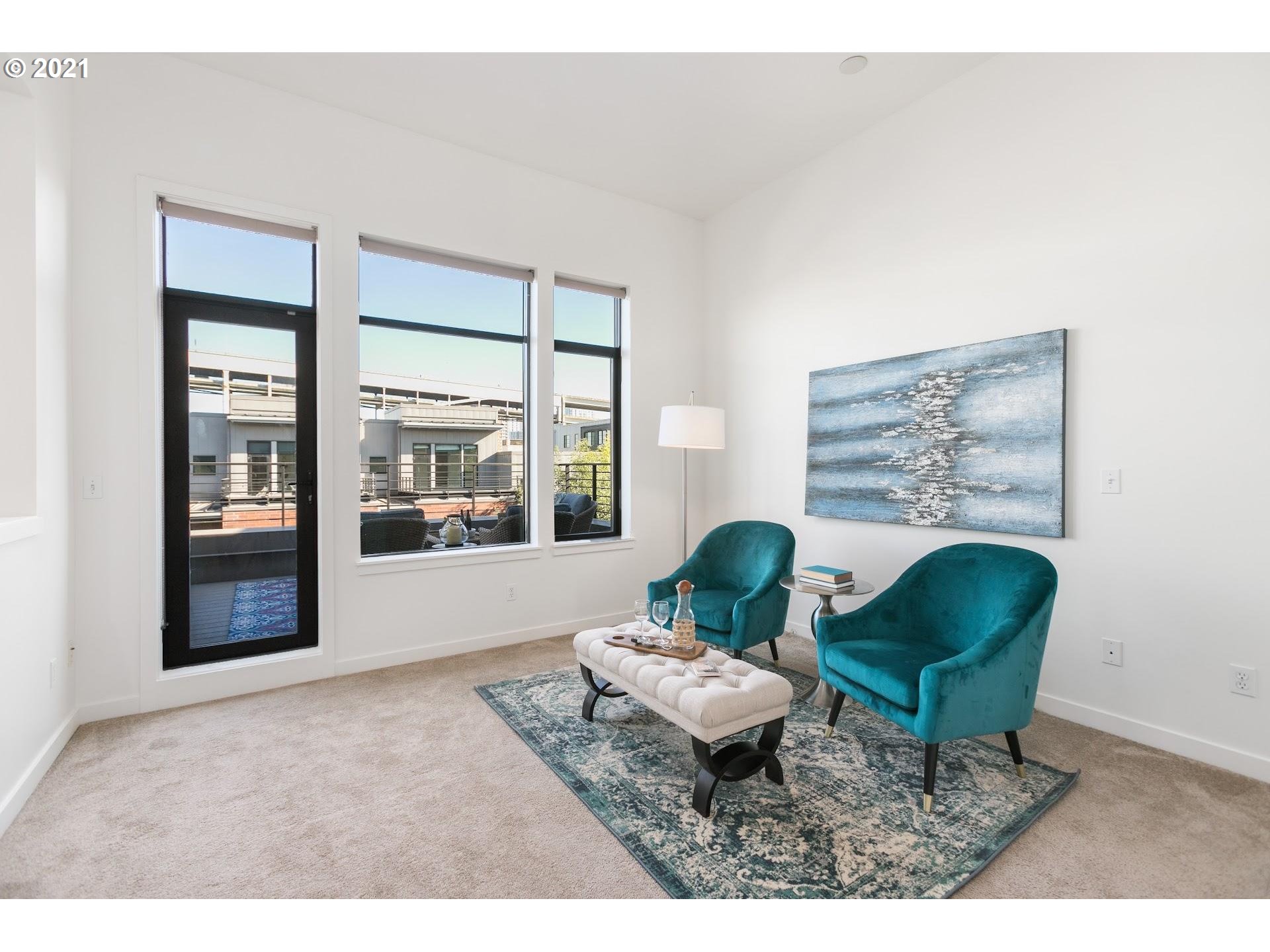 1652 Northwest Riverscape Street Portland, OR 97209 - Photo 14 of 30 Gallery Image 14