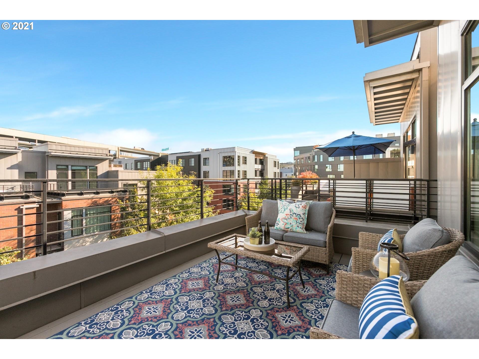 1652 Northwest Riverscape Street Portland, OR 97209 - Photo 23 of 30 Gallery Image 23
