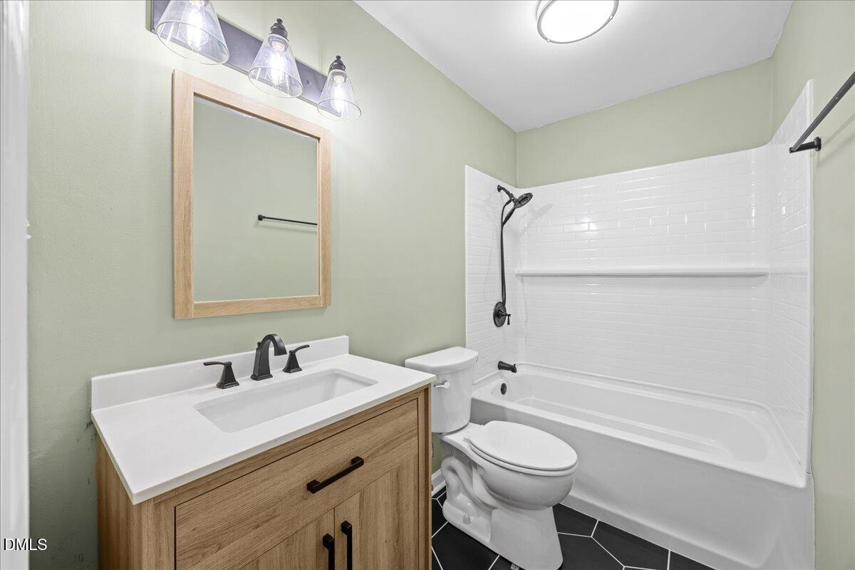 3612 Penhurst Place Raleigh, NC 27613 - Photo 34 of 50 28-2A1A3668