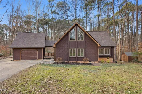 $600,000 | 3612 Penhurst Place, Raleigh, NC 27613