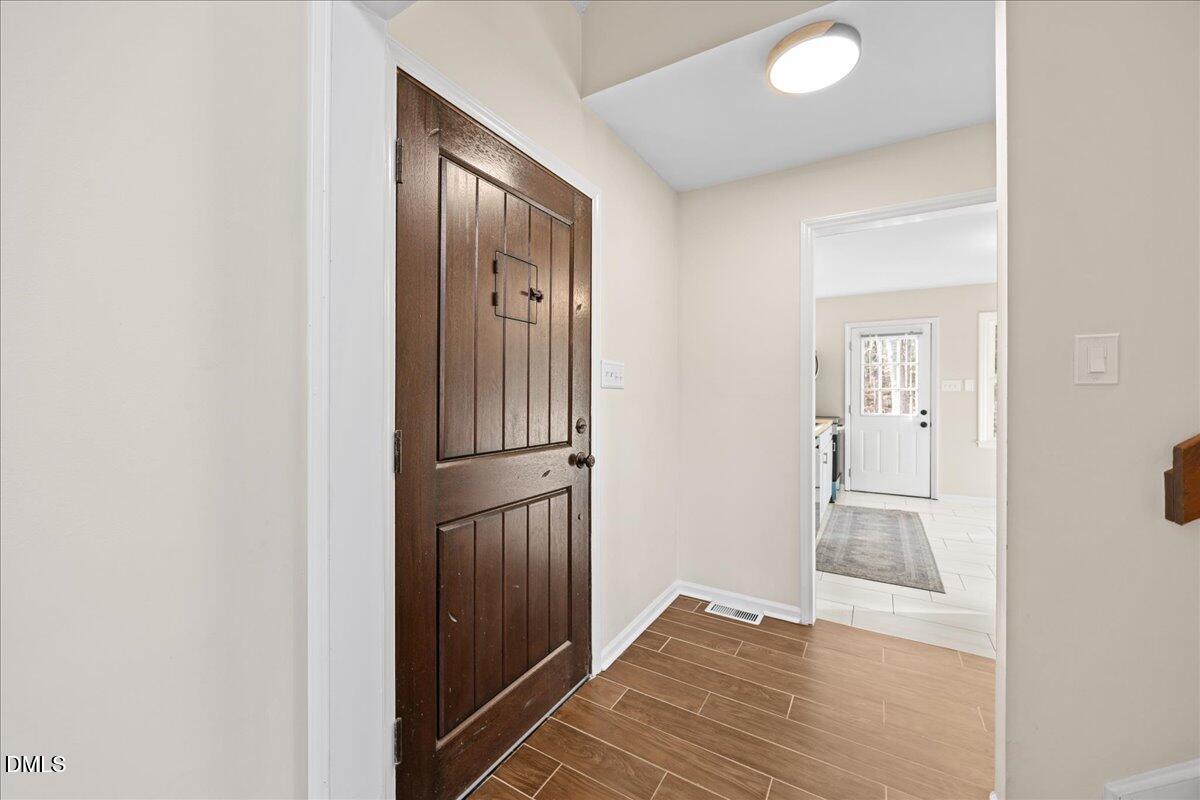 3612 Penhurst Place Raleigh, NC 27613 - Photo 7 of 50 08-2A1A3607