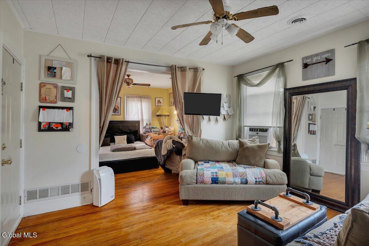 39 111th Street Troy, NY 12182 - Photo 21 of 31 20-P1609504