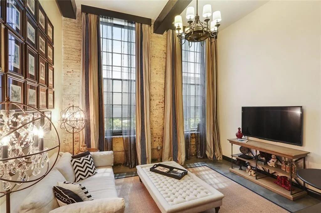 920 Poeyfarre Street, Unit 133 New Orleans, LA 70130 - Photo 3 of 9