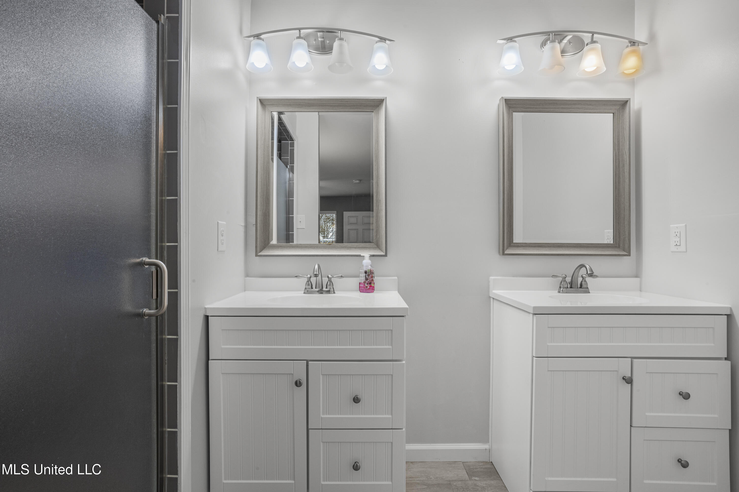 14465 Lumpkin Road Gulfport, MS 39503 - Photo 18 of 35 021