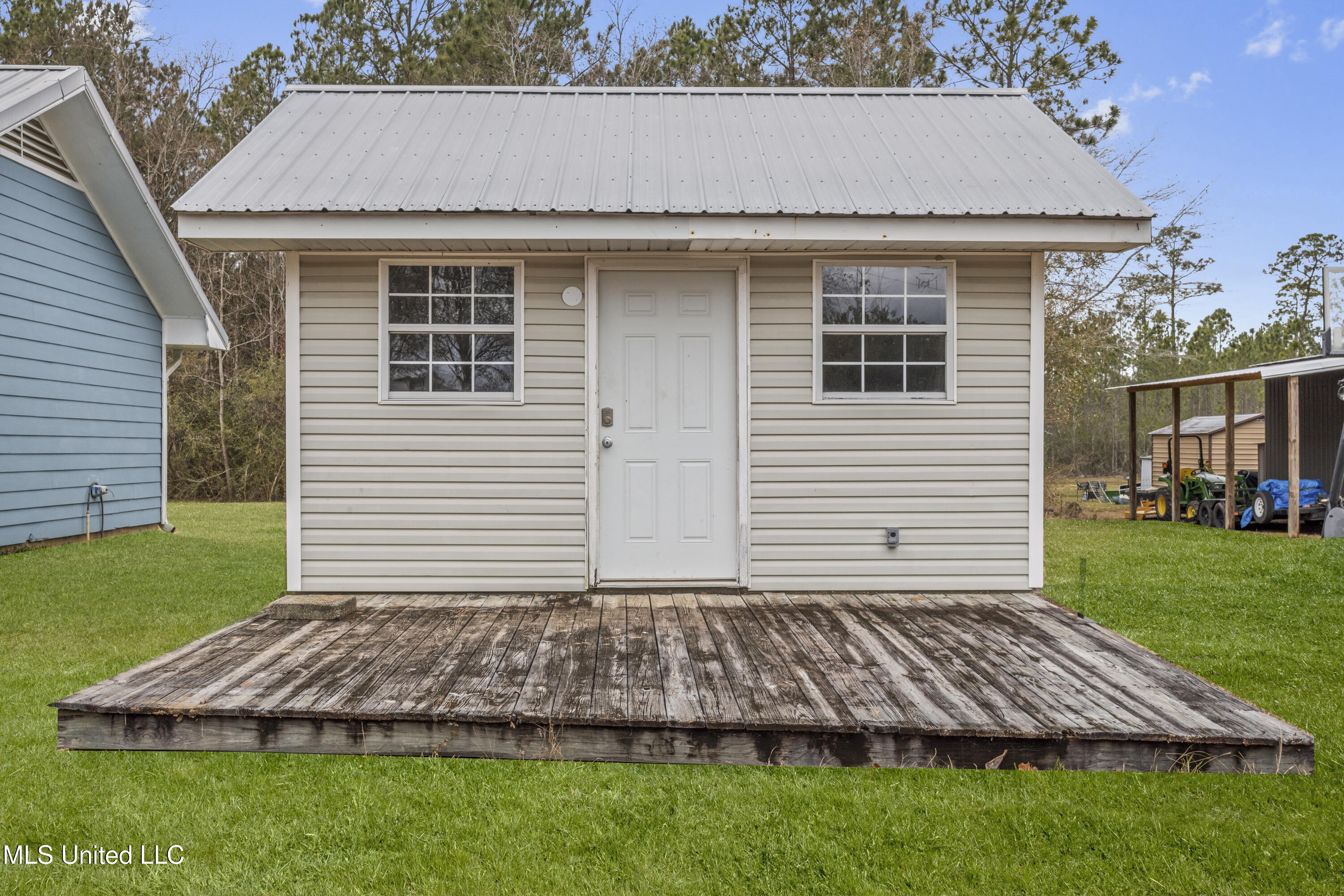 14465 Lumpkin Road Gulfport, MS 39503 - Photo 32 of 35 040