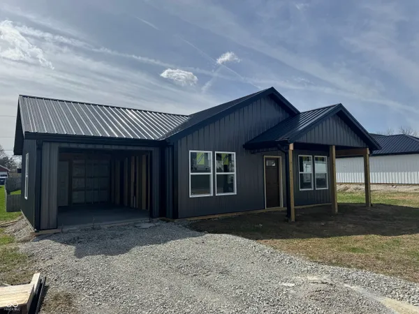 $275,000 | 406 College Street, Bainbridge, IN 46105