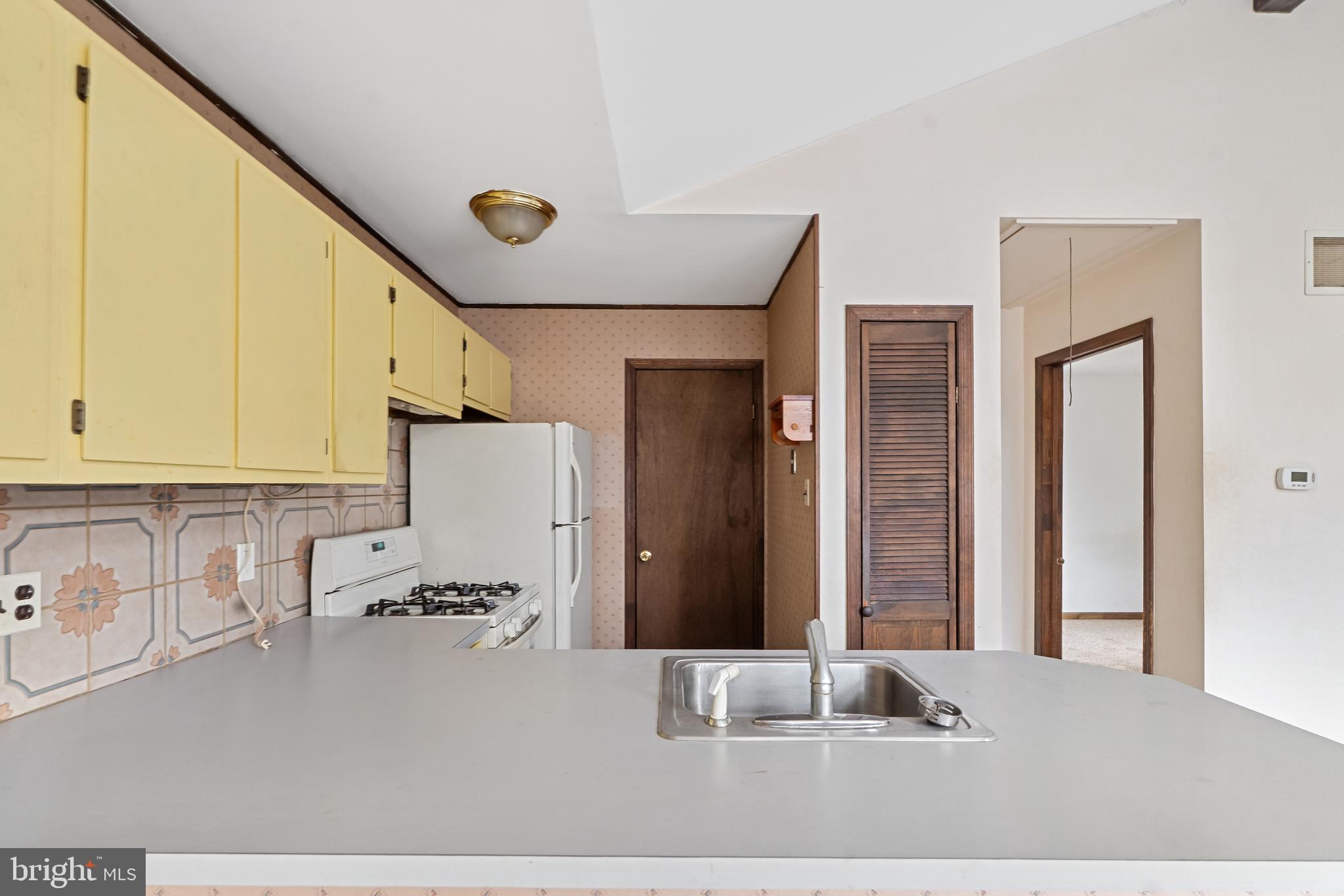60 Palethorpe Avenue Clementon, NJ 08021 - Photo 35 of 38