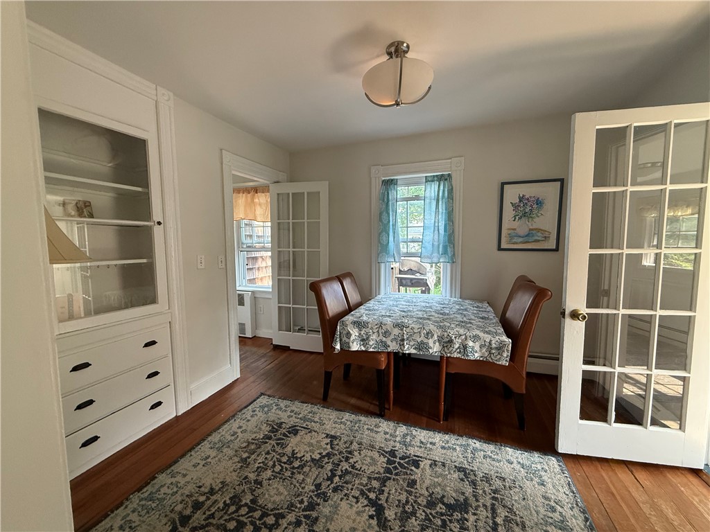 124 Beach Road Bristol, RI 02809 - Photo 6 of 22