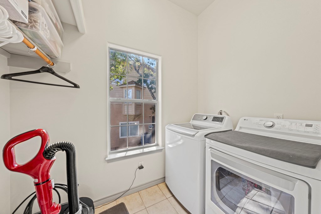 2115 Vista Ridge Drive Kerrville, TX 78028 - Photo 11 of 26