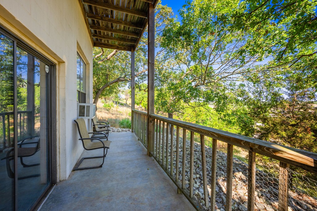 2115 Vista Ridge Drive Kerrville, TX 78028 - Photo 17 of 26