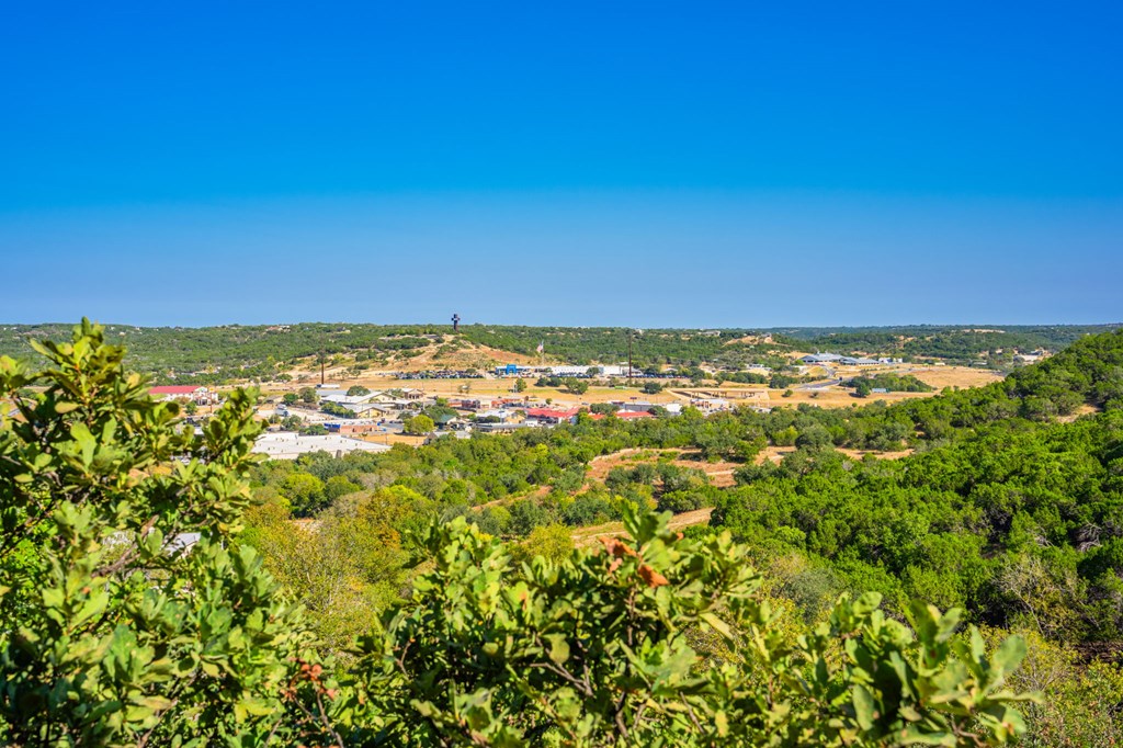 2115 Vista Ridge Drive Kerrville, TX 78028 - Photo 20 of 26