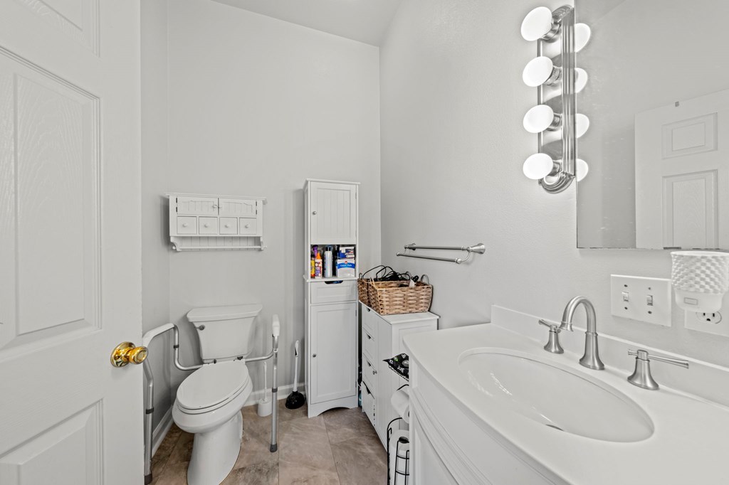 2115 Vista Ridge Drive Kerrville, TX 78028 - Photo 10 of 26