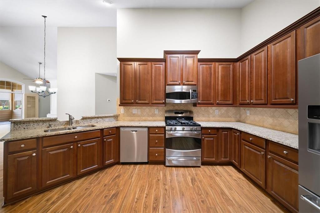 120 Chastain Road Northwest, Unit 1501 Kennesaw, GA 30144 - Photo 18 of 46