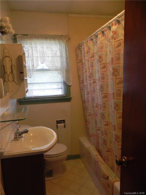 530 Sunshine Lake Road Ellenboro, NC 28040 - Photo 7 of 14 Gallery Image 7