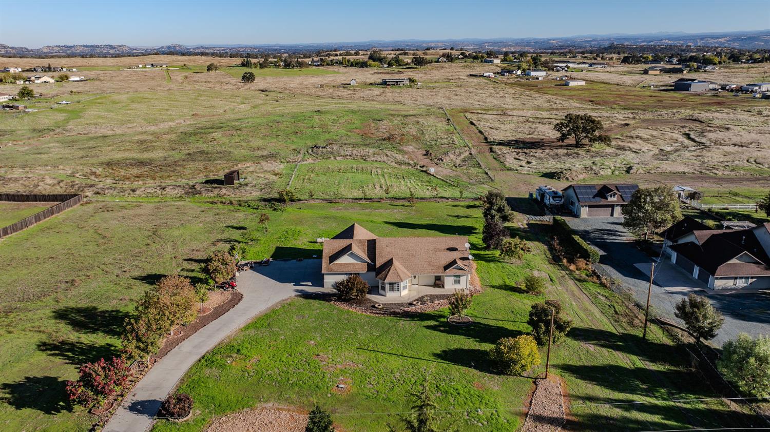 1541 Goose Creek Road Ione, CA 95640 - Photo 4 of 32