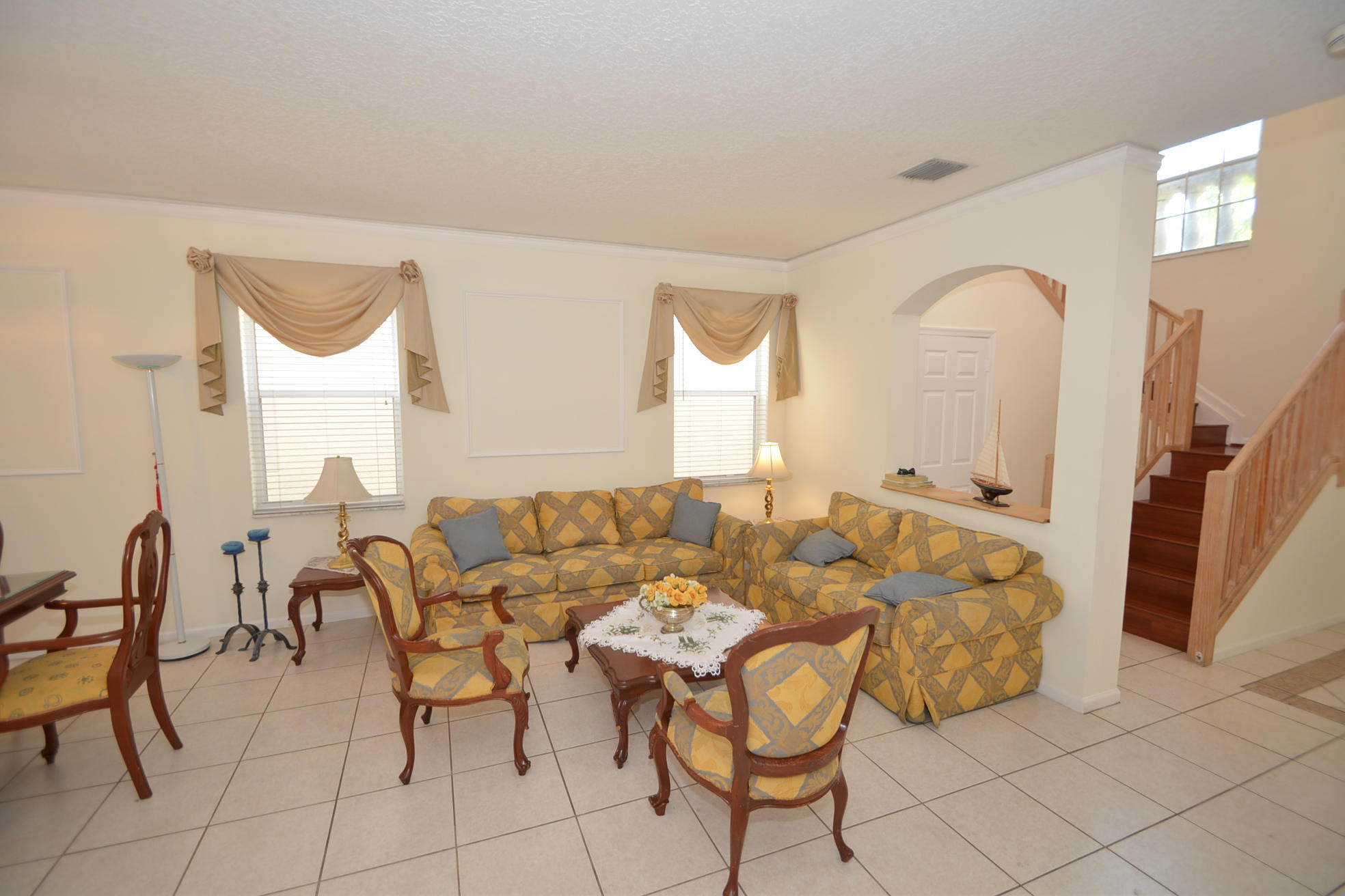 8517 Vía D Oro Boca Raton, FL 33433 - Photo 5 of 32 DSC_7386