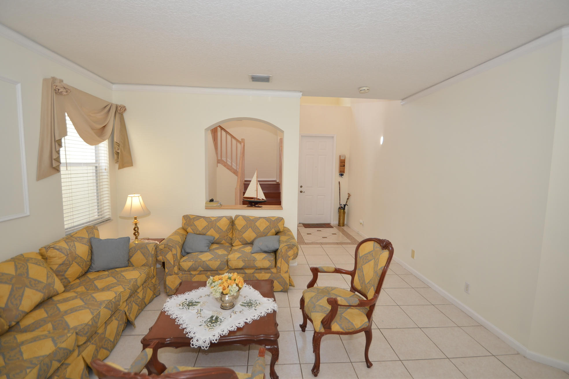8517 Vía D Oro Boca Raton, FL 33433 - Photo 7 of 32 DSC_7389