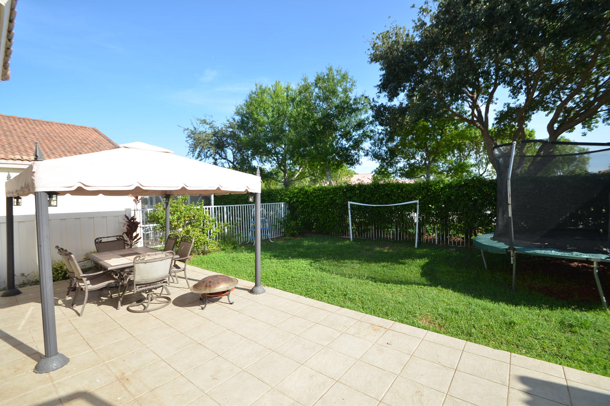 8517 Vía D Oro Boca Raton, FL 33433 - Photo 9 of 32 DSC_7391