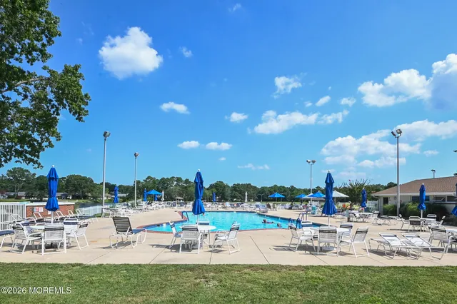 $143,900 | 41 G Cambridge Court, Lakewood, NJ 08701