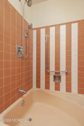 $143,900 | 41 G Cambridge Court, Lakewood, NJ 08701