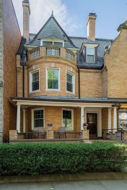 178 Naples Road, Unit 2 Brookline, MA 02446 - Photo 1 of 10 Gallery Image 1