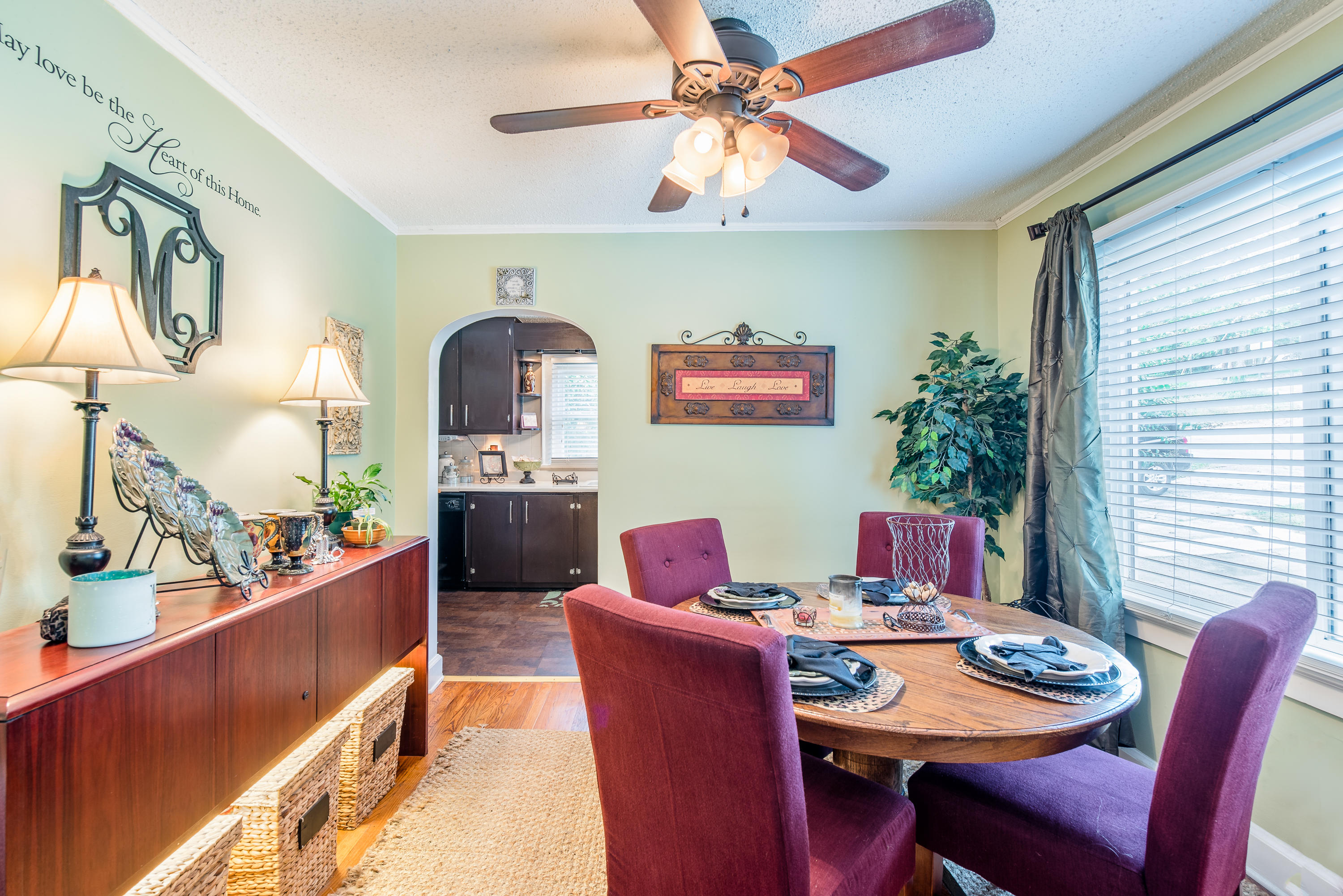 1734 John Ross Road Chattanooga, TN 37412 - Photo 8 of 13 Dining Room