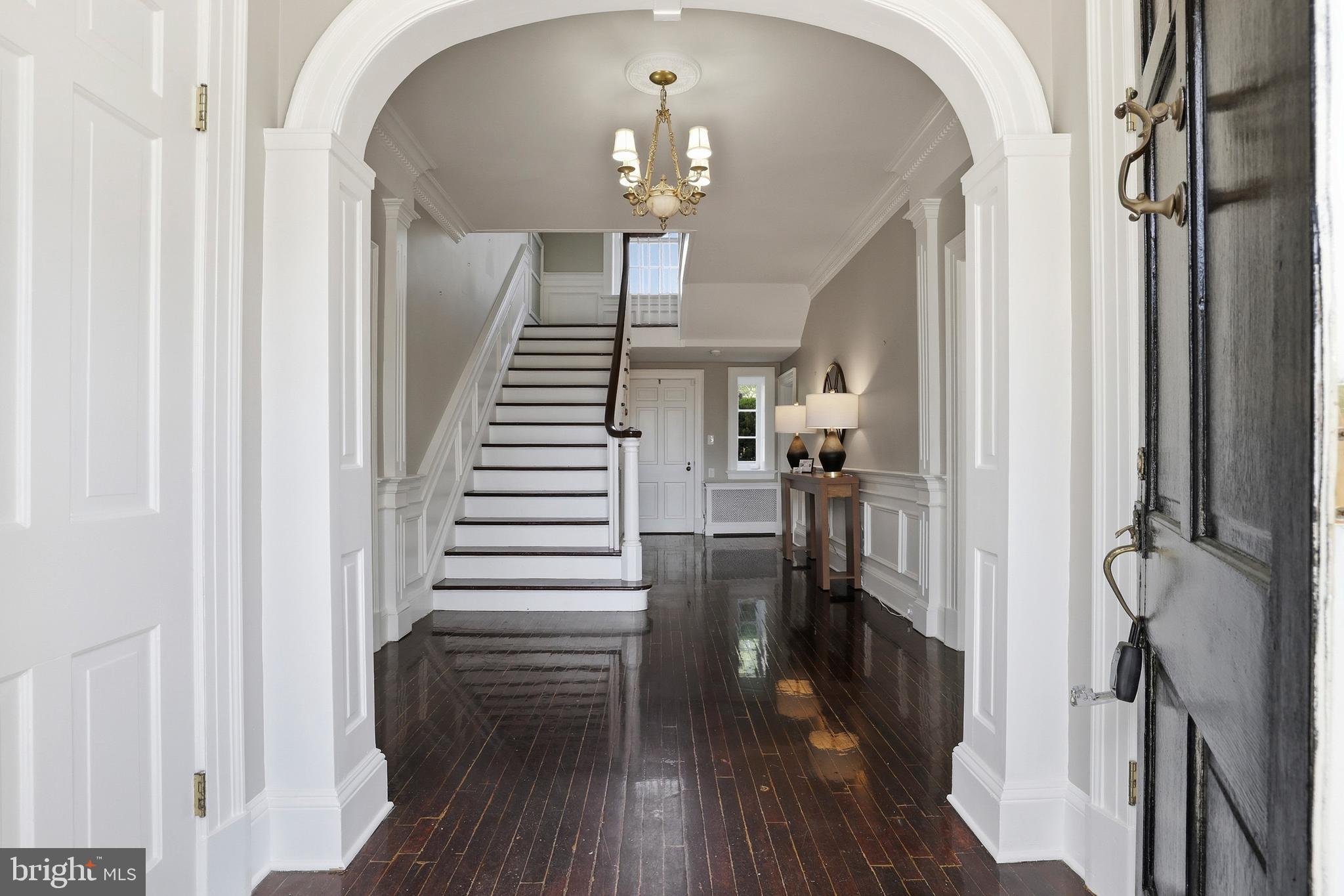 17781 Roxbury Hall Road Leesburg, VA 20175 - Photo 18 of 107 Grand entrance to Roxbury Hall