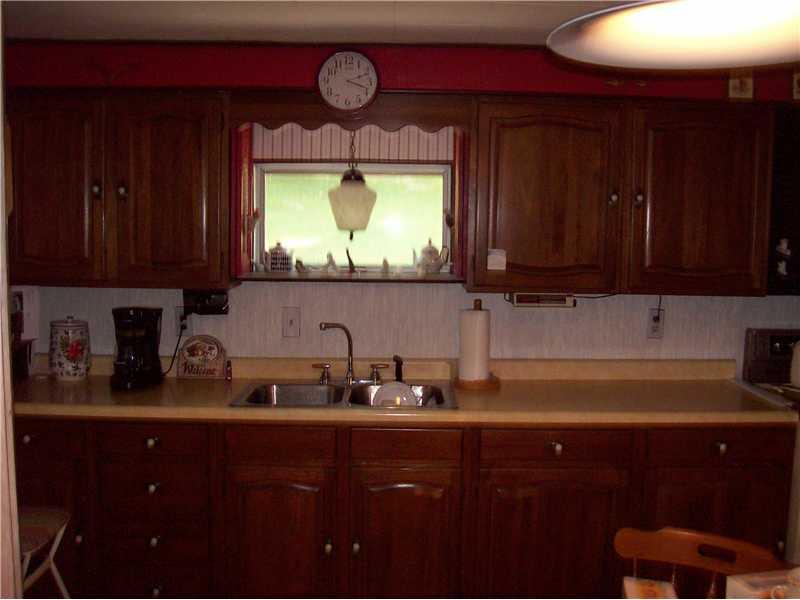 356 Breakiron Road Connellsville, PA 15425 - Photo 4 of 15 Kitchen.