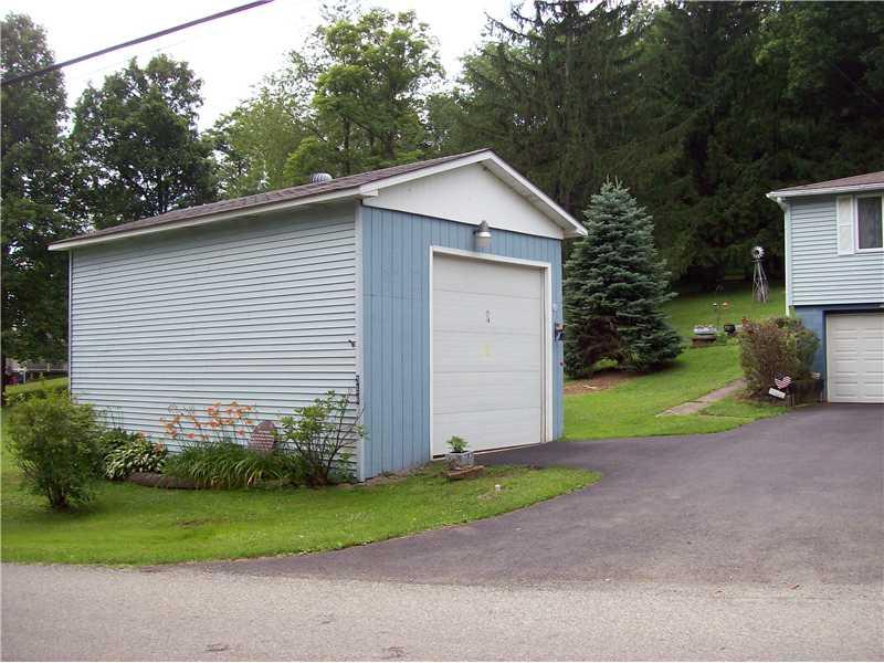 356 Breakiron Road Connellsville, PA 15425 - Photo 10 of 15 Parking Lot/Garage.