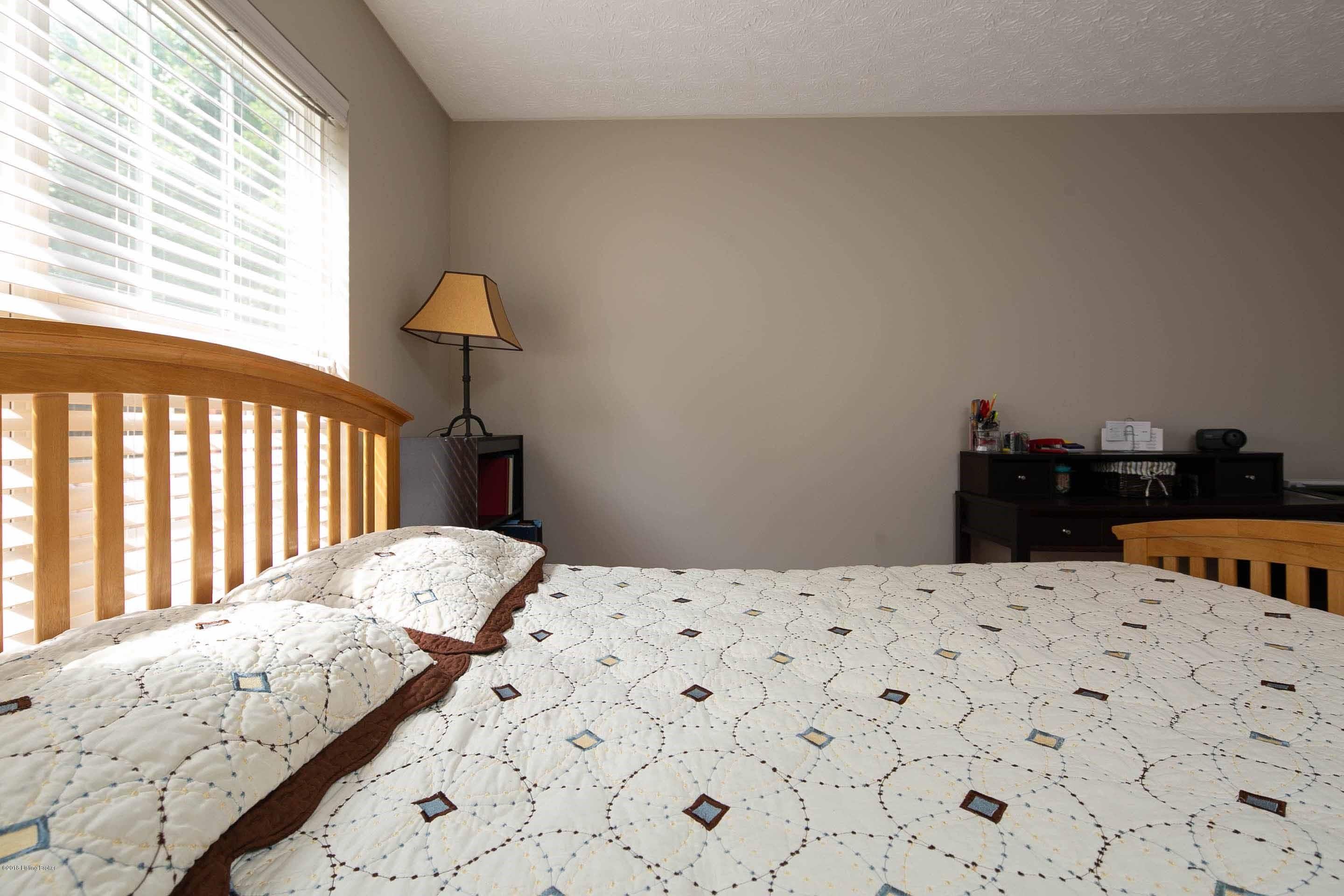 11010 St Rene Road Louisville, KY 40299 - Photo 17 of 43 16