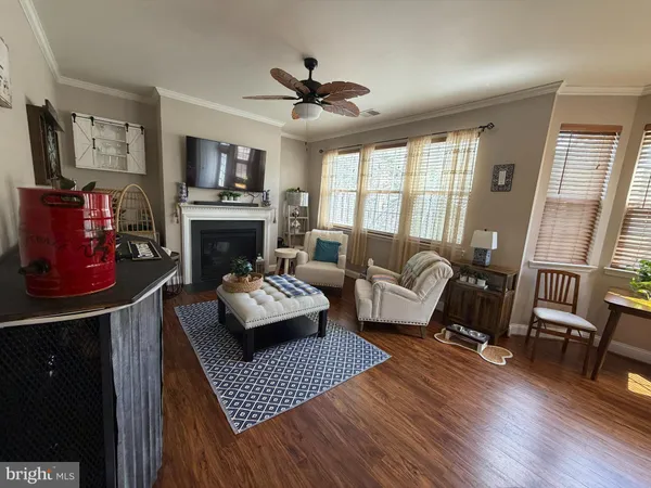 $2,300 | 308 Quinton Oaks Circle, Stephens City, VA 22655