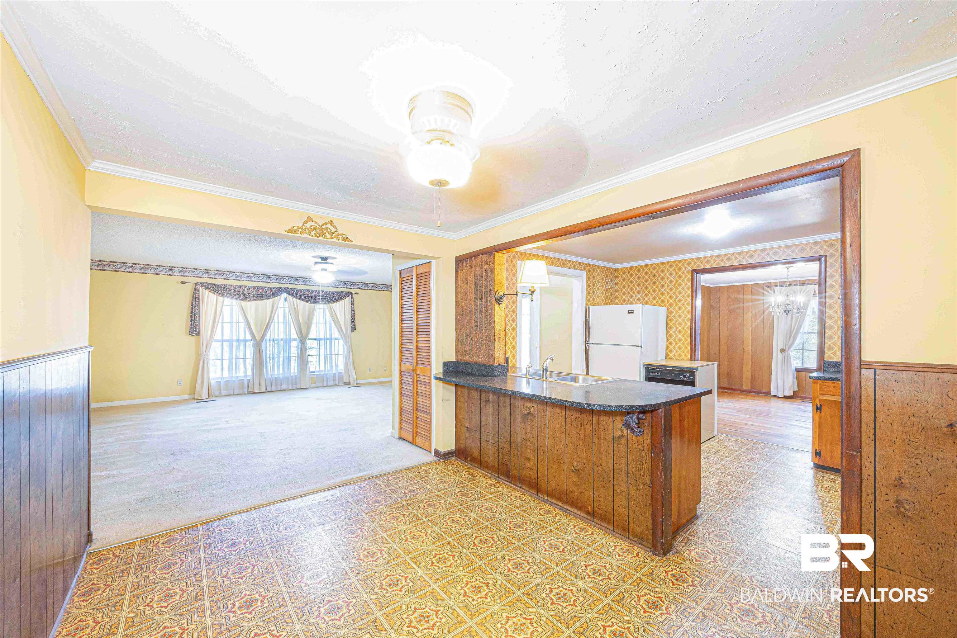 308 Valley Road Chickasaw, AL 36611 - Photo 17 of 50 Kitchen Breakfast Area