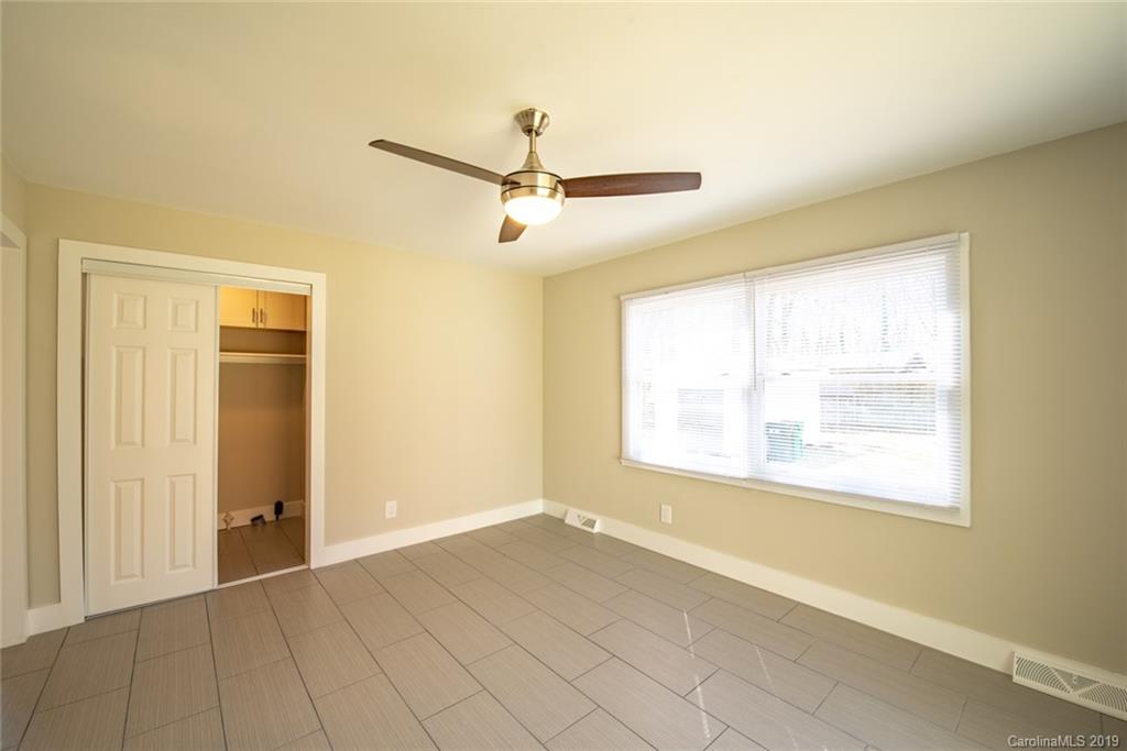 1012 Tilden Road Charlotte, NC 28214 - Photo 14 of 35 Gallery Image 14