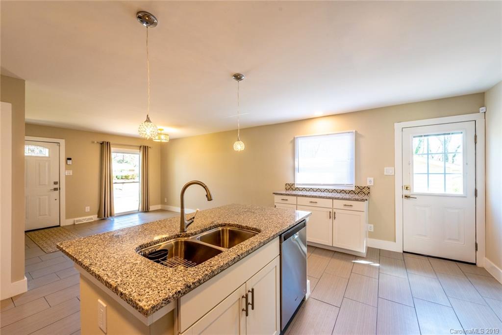 1012 Tilden Road Charlotte, NC 28214 - Photo 6 of 35 Gallery Image 6