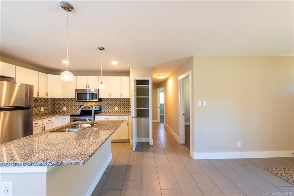 1012 Tilden Road Charlotte, NC 28214 - Photo 7 of 35 Gallery Image 7