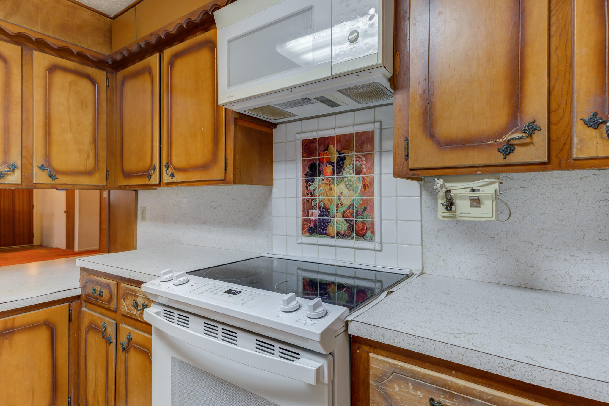 5502 8th Street Lubbock, TX 79416 - Photo 19 of 37 a utility room with dryer and washer