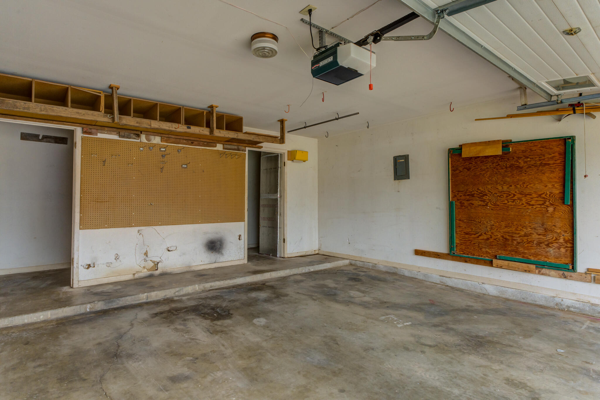 5502 8th Street Lubbock, TX 79416 - Photo 34 of 37 a view of a garage