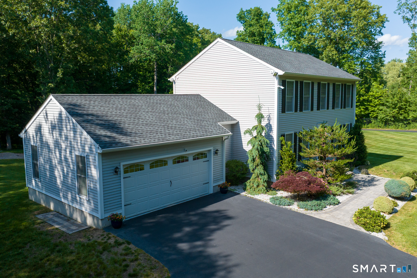 26 Chittenden Road Hebron, CT 06231 - Photo 2 of 40