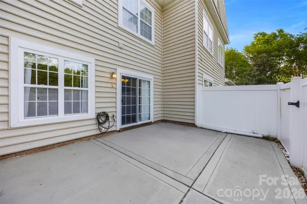 $320,000 | 15504 Amethyst Street, Charlotte, NC 28277