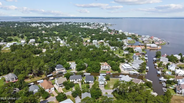 $579,000 | 112 Dogwood Lane, Pass Christian, MS 39571