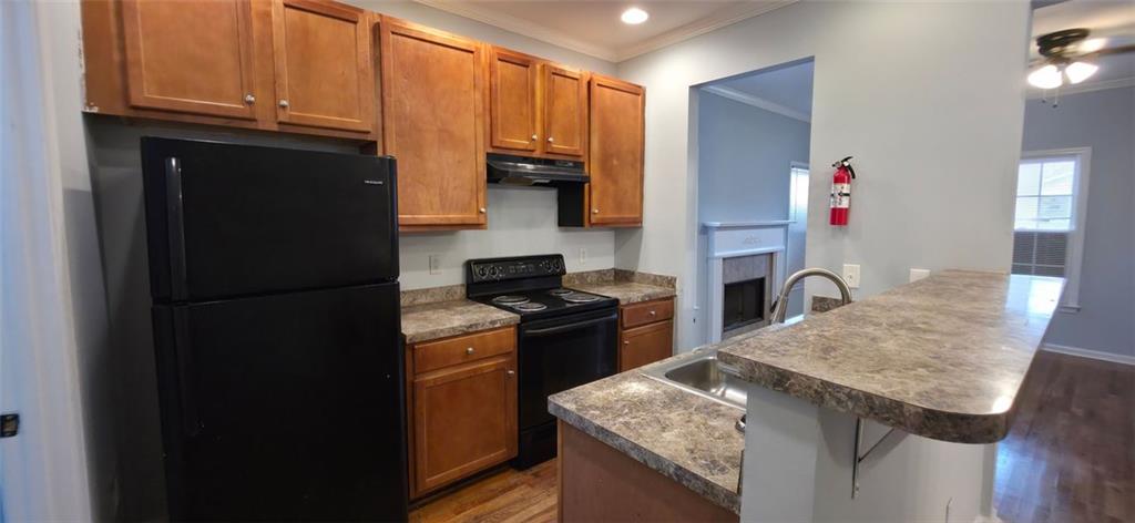1040 Smith Street Southwest Atlanta, GA 30310 - Photo 4 of 14