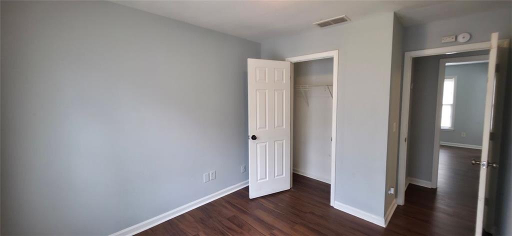 1040 Smith Street Southwest Atlanta, GA 30310 - Photo 8 of 14