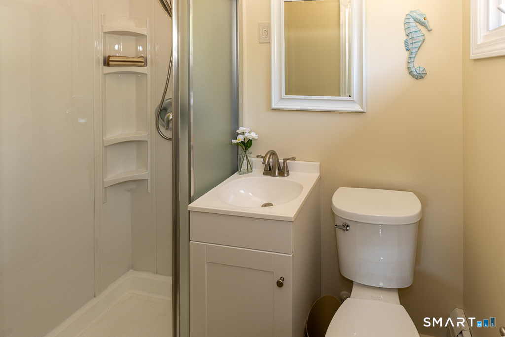 428 Hammock Road Westbrook, CT 06498 - Photo 20 of 40 Primary full bath