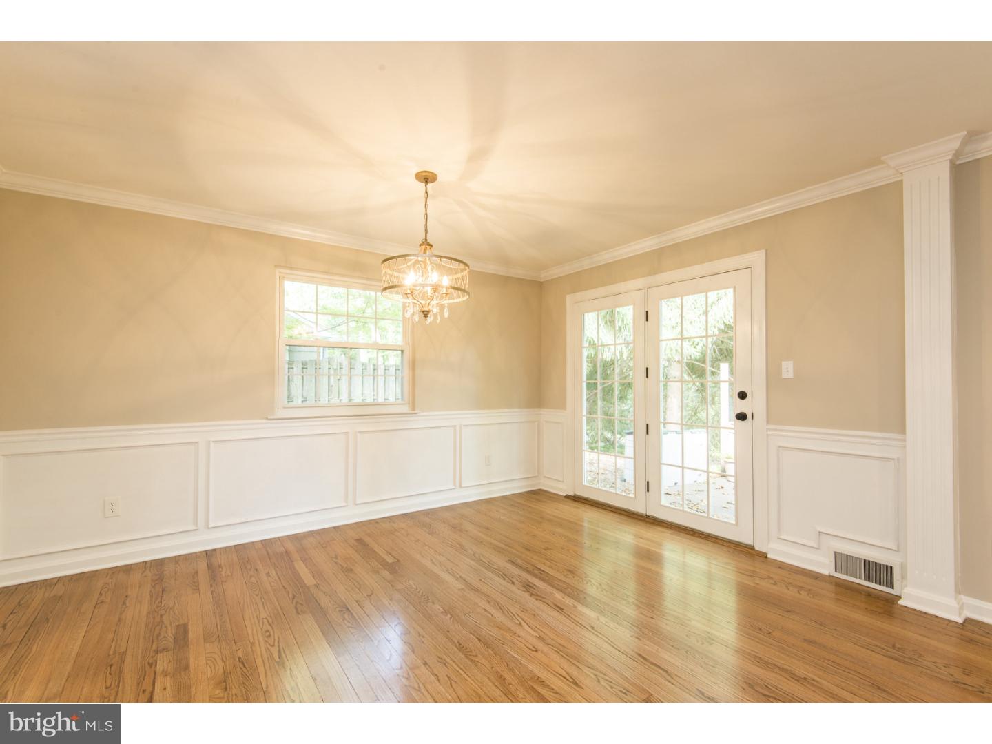 124 Jolind Road Paoli, PA 19301 - Photo 9 of 25 Dining Room