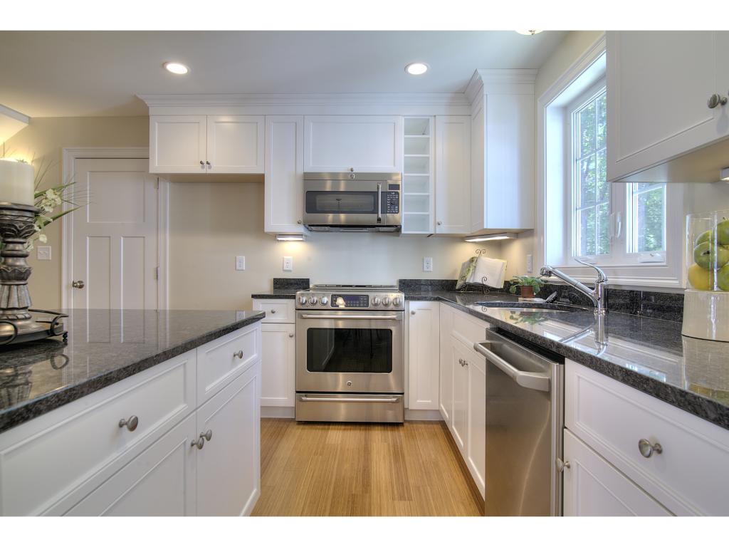 250 Villager Road, Unit 94 Chester, NH 03036 - Photo 14 of 38