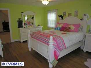 3 Calycanthus Road Richmond, VA 23221 - Photo 8 of 10 Other - Bedroom w/Great Closets