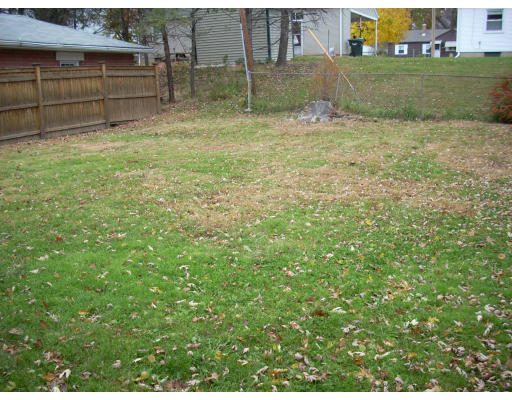123 Lancashire Road Springfield, MA 01104 - Photo 4 of 15 Gallery Image 4